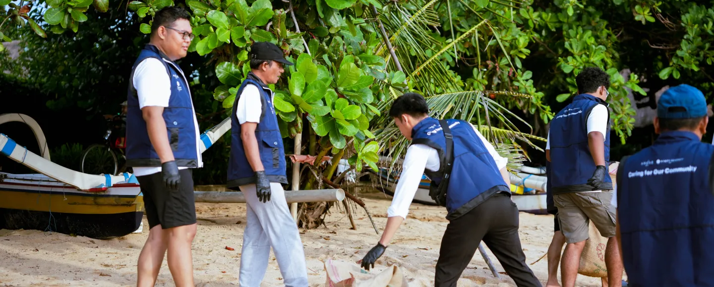 Collaborative Beach Clean-Up Efforts in Bali